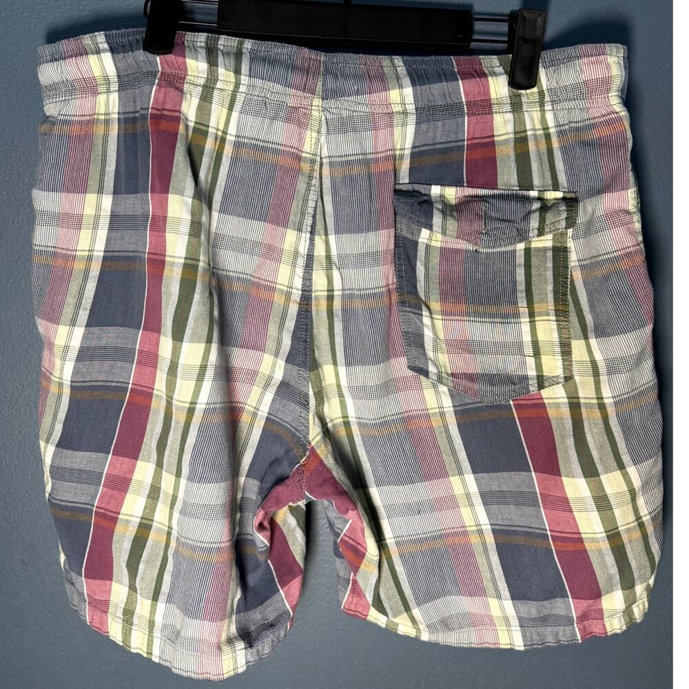 Vintage 1946 WASHED STONED & BEATEN Men's Draw String Plaid Shorts Size Large - Picture 2 of 11